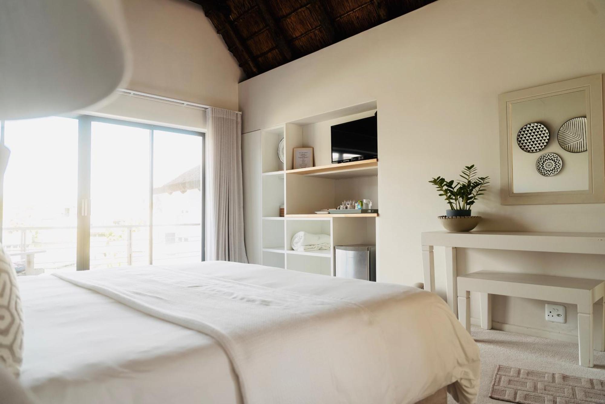 Canal Guest House - Waterfront Boutique Bed & Breakfast - Solar Power Сент-Френсіс-Бей Екстер'єр фото